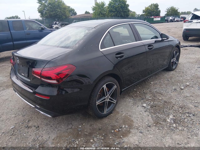 2019 MERCEDES-BENZ A 220 4MATIC 4