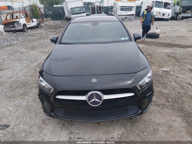 2019 MERCEDES-BENZ A 220 4MATIC 6