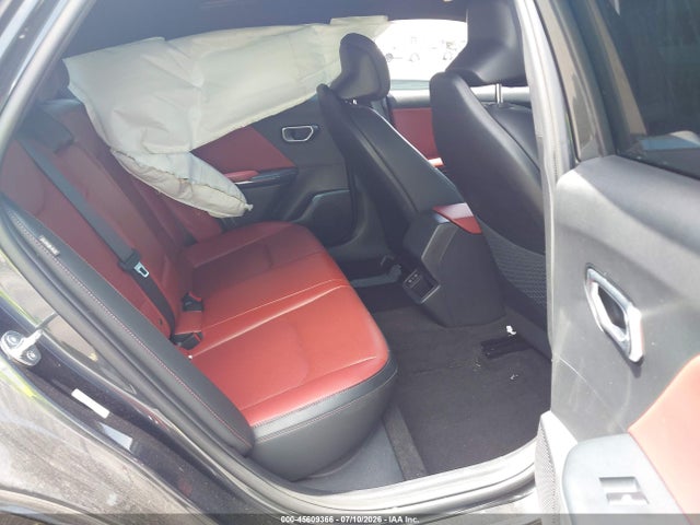 صورة 8 لـ 2025 KIA K4 GT-LINE