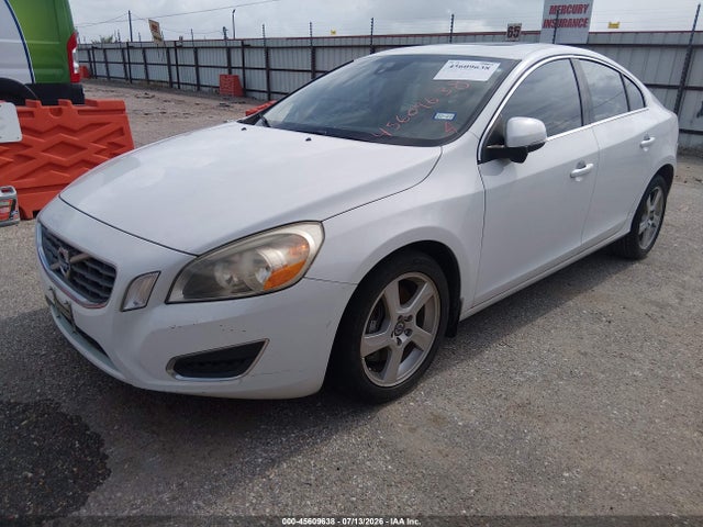 2012 Volvo S60 T5 照片 2