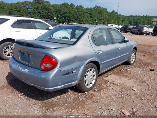 2001 Nissan MAXIMA GXE — фото 4