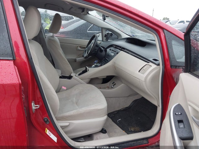 2010 Toyota PRIUS II — фото 5