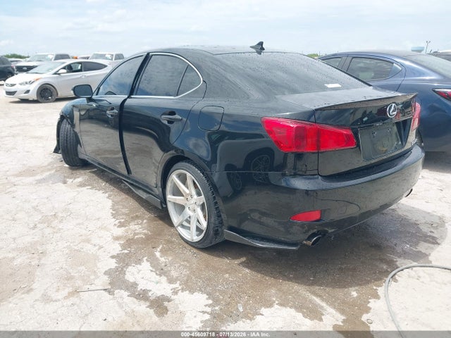 صورة 3 لـ 2012 Lexus IS 250
