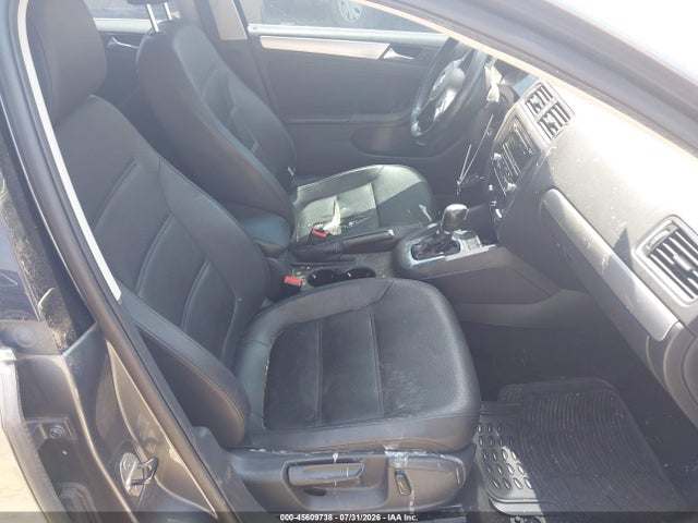 صورة 5 لـ 2013 Volkswagen JETTA 2.5L SE
