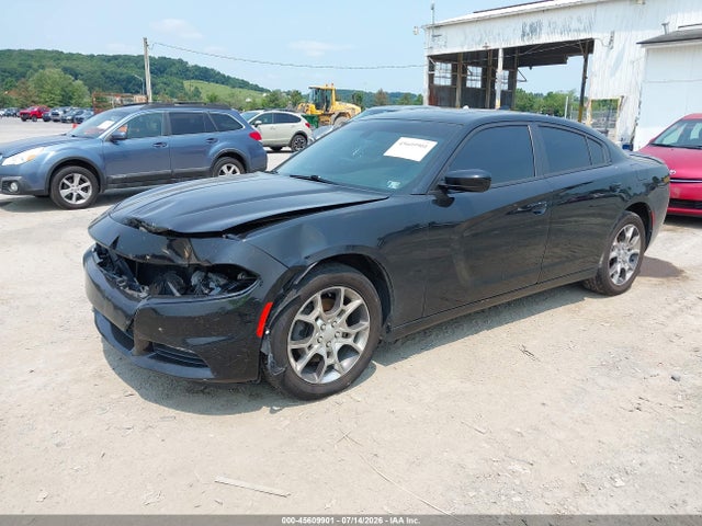 2015 Dodge CHARGER SXT — фото 2