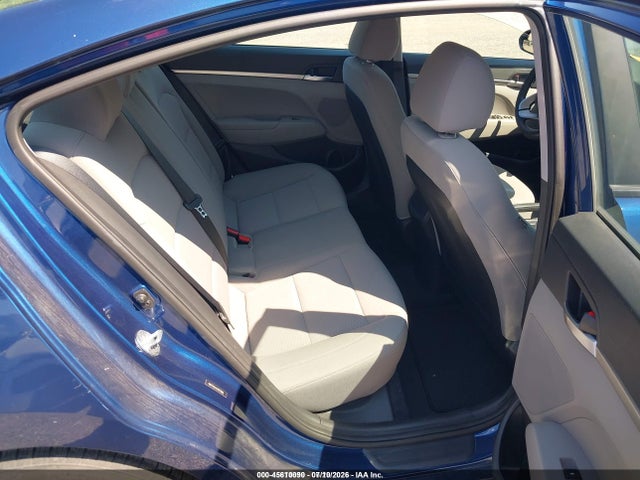 صورة 8 لـ 2020 Hyundai ELANTRA SE