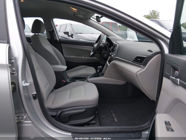 2020 Hyundai ELANTRA SE 照片 5