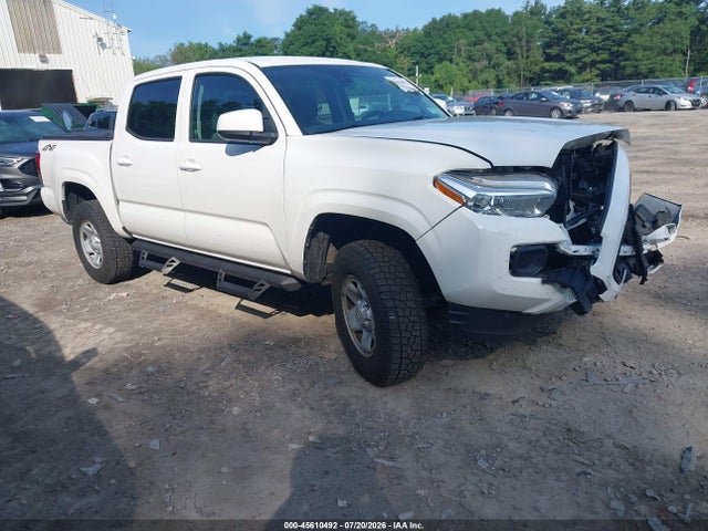 2022 TOYOTA TACOMA SR V6