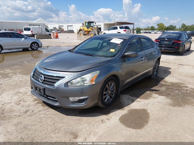 2015 Nissan ALTIMA 2.5 S photo 2