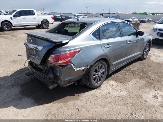 2015 Nissan ALTIMA 2.5 S photo 4