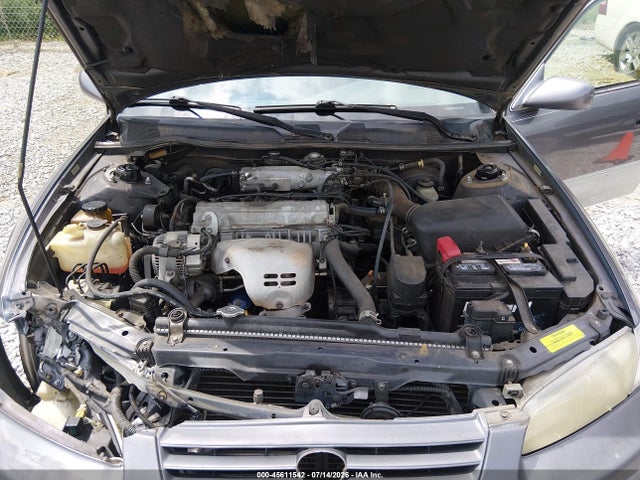1999 Toyota CAMRY LE photo 10