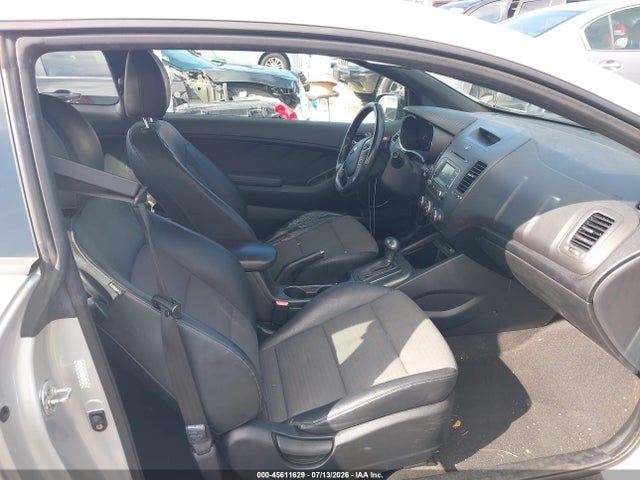 2016 KIA FORTE KOUP SX 照片 5