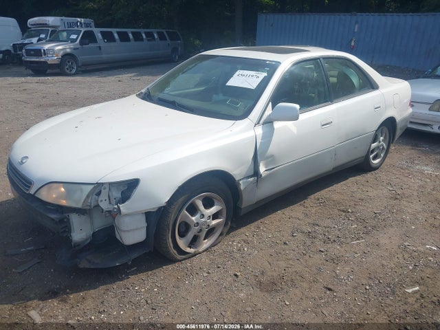 صورة 2 لـ 2000 Lexus ES 300