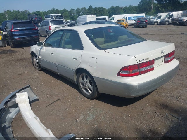 صورة 3 لـ 2000 Lexus ES 300