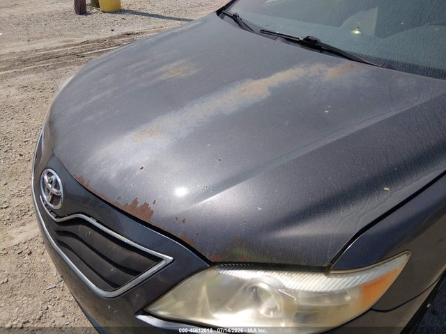 صورة 6 لـ 2011 Toyota CAMRY LE