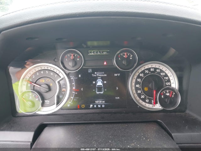 صورة 7 لـ 2015 RAM 1500 LARAMIE