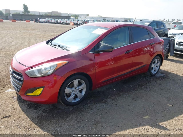 2016 Hyundai ELANTRA GT — фото 2