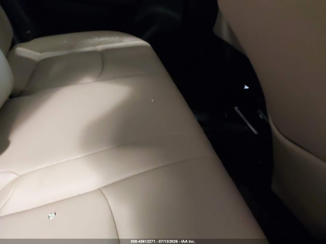 2023 TOYOTA RAV4 XLE PREMIUM 8
