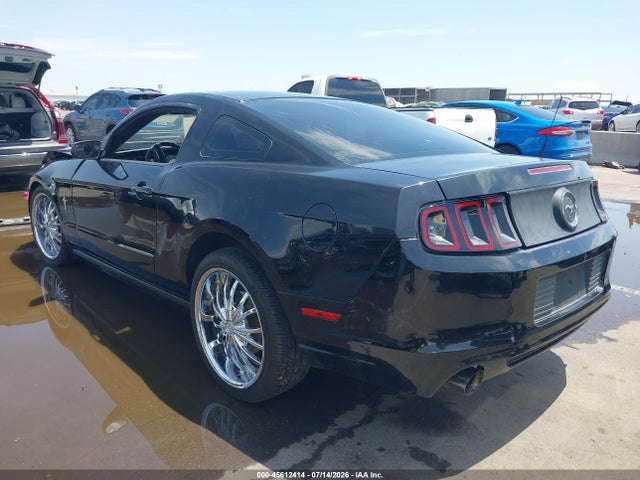 صورة 3 لـ 2014 FORD MUSTANG V6