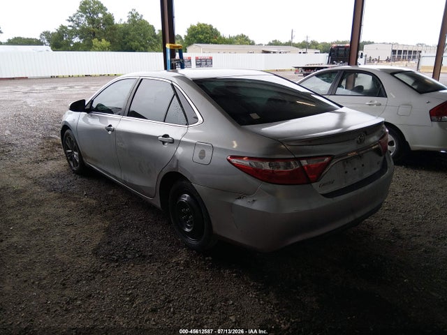 2017 TOYOTA CAMRY SE