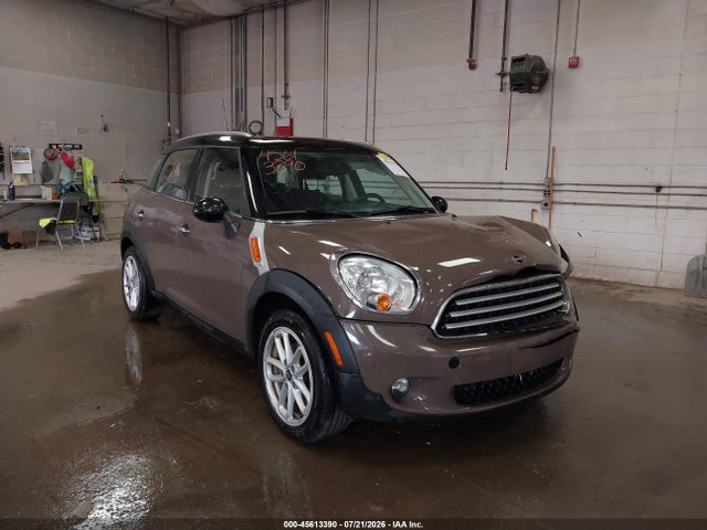 2012 MINI COOPER 