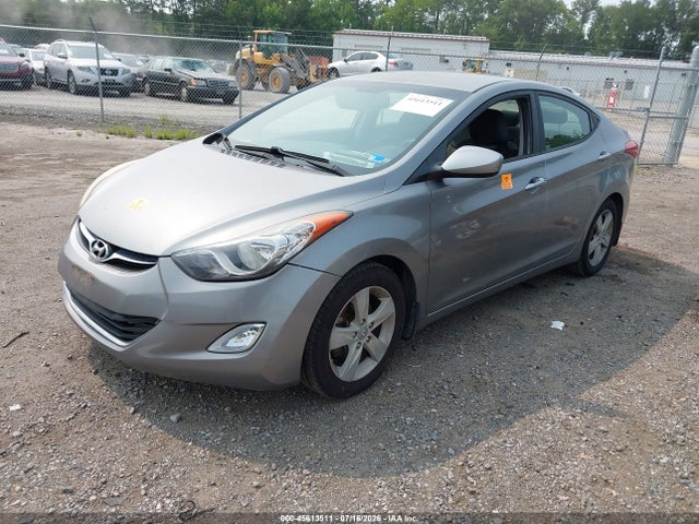 2013 Hyundai ELANTRA GLS 照片 2