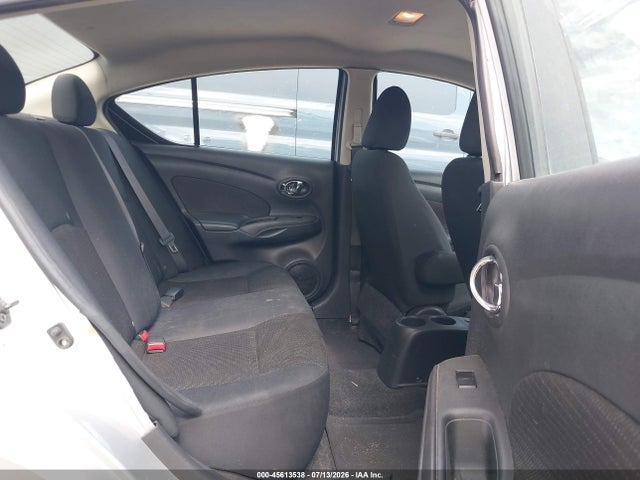2013 Nissan VERSA 1.6 SV — фото 8