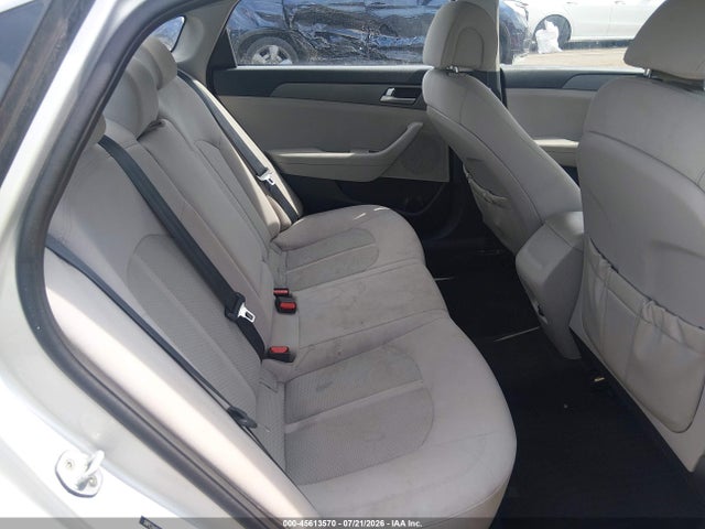 2016 Hyundai SONATA SE — фото 8
