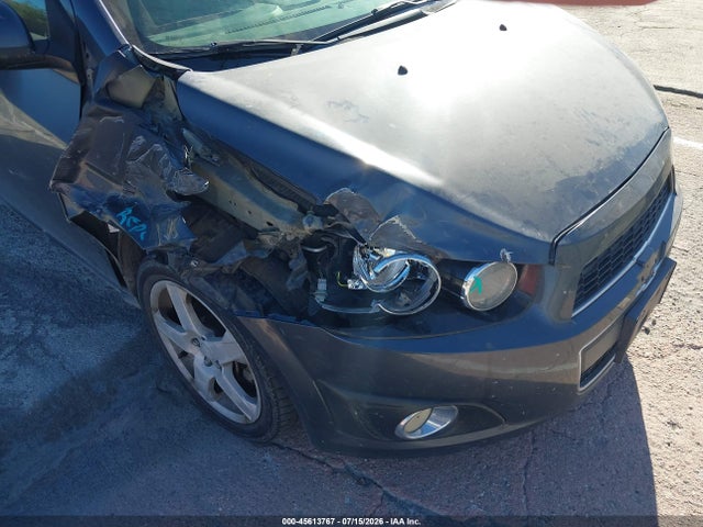 2013 Chevrolet SONIC LTZ AUTO — миниатюра 18