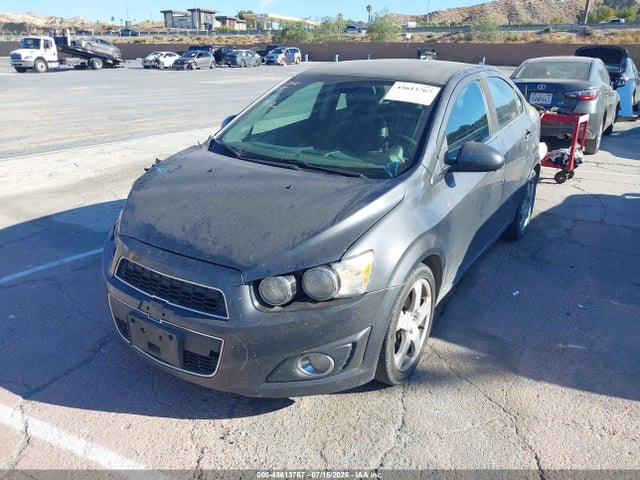 2013 Chevrolet SONIC LTZ AUTO 照片 2