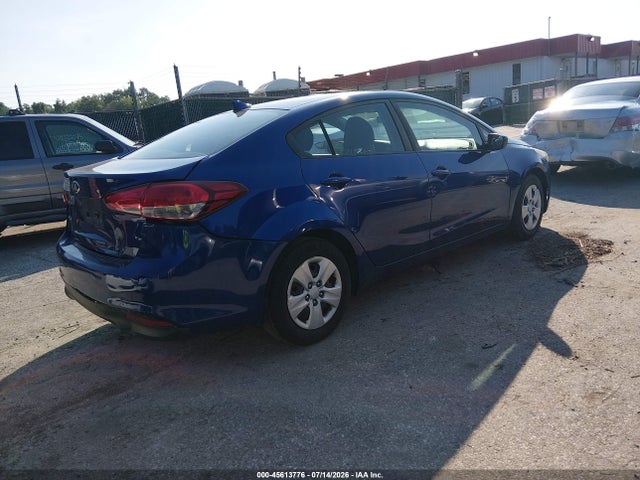 2017 KIA FORTE LX 照片 4