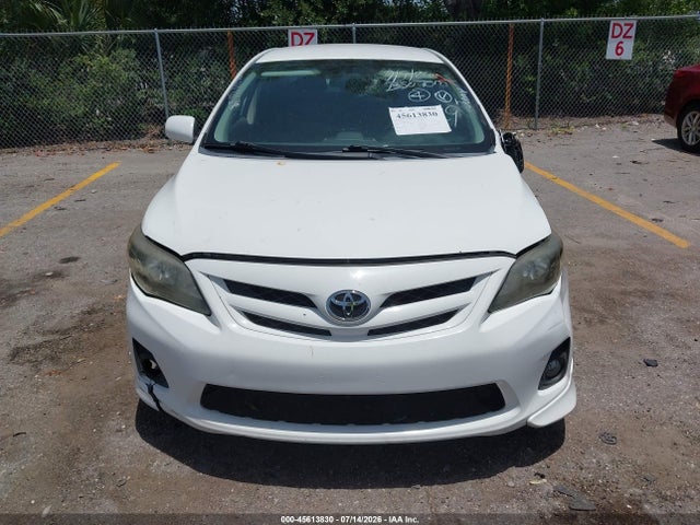 2013 Toyota COROLLA S thumbnail 12
