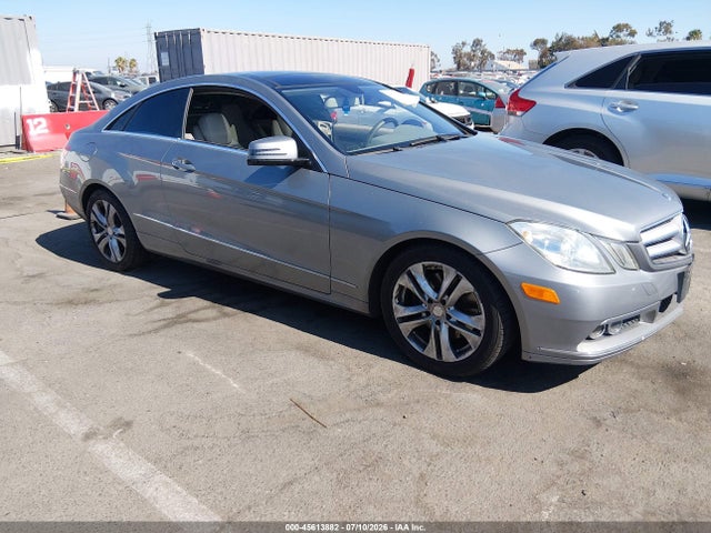 صورة 1 لـ 2011 Mercedes-BENZ E 350