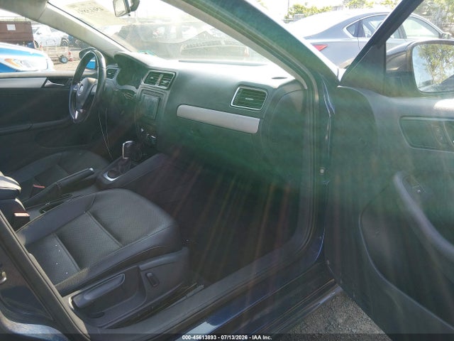 صورة 5 لـ 2014 Volkswagen JETTA 1.8T SE