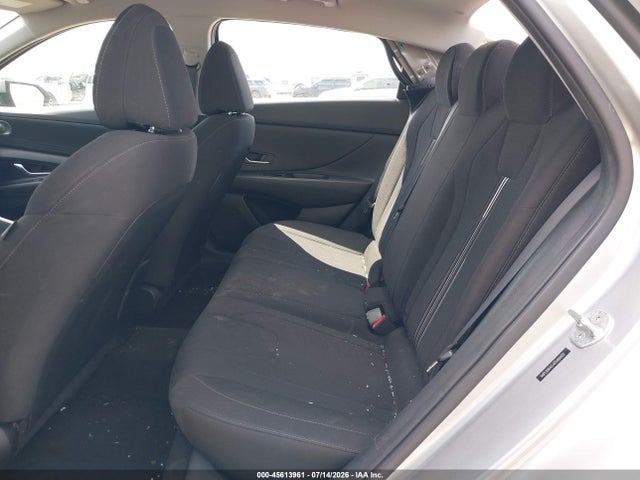 2023 Hyundai ELANTRA SEL — фото 8