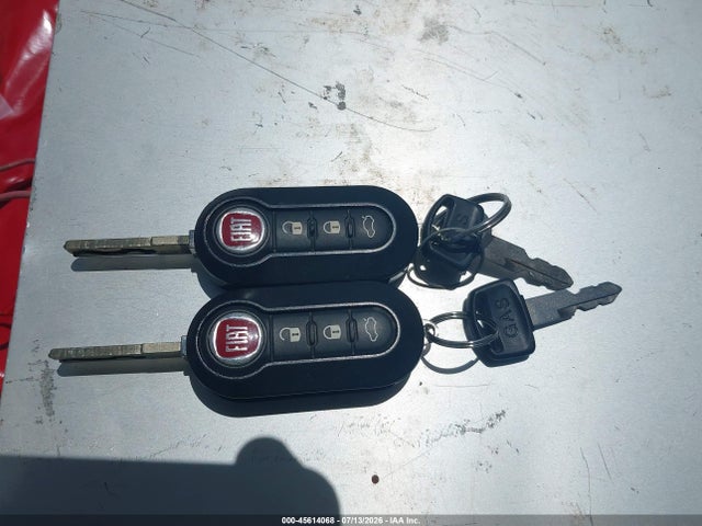 2014 FIAT 500 POP photo 11