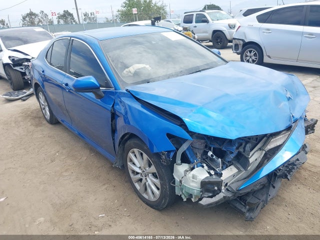 2019 Toyota CAMRY LE 照片 1