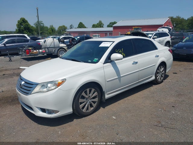 صورة 2 لـ 2011 Toyota AVALON LIMITED