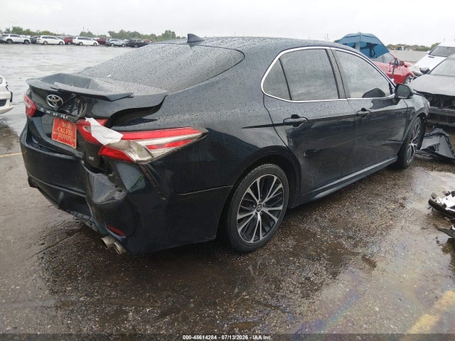 2019 Toyota CAMRY SE 照片 4