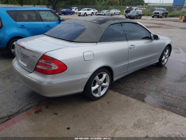 صورة 4 لـ 2005 Mercedes-BENZ CLK