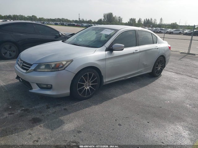 2015 Honda ACCORD LX — фото 2