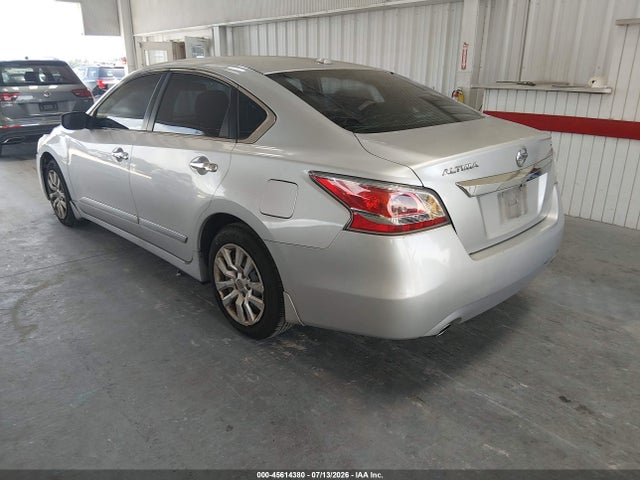 2015 Nissan ALTIMA 2.5 S 照片 3