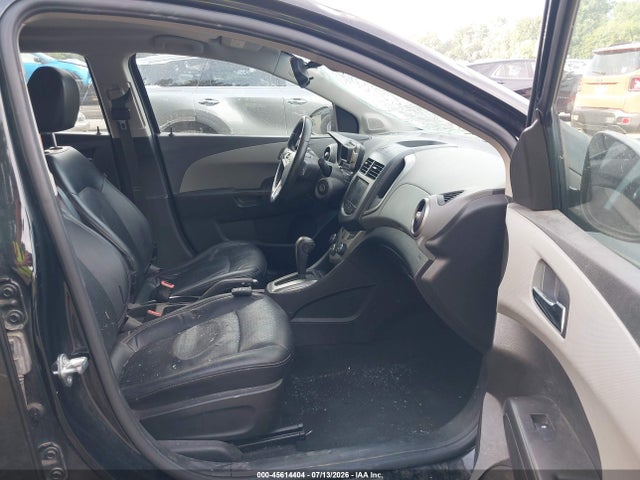 2013 Chevrolet SONIC LTZ AUTO 照片 5
