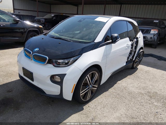 صورة 2 لـ 2015 BMW I3 BASE W/RANGE EXTENDER