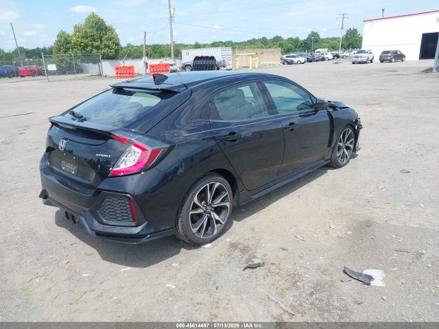 2018 Honda CIVIC SPORT photo 4