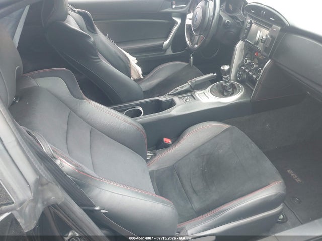 2016 Subaru BRZ LIMITED — фото 5