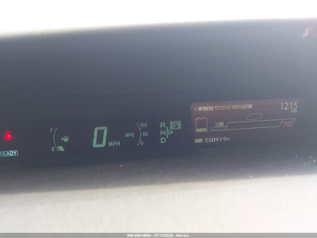صورة 7 لـ 2011 Toyota PRIUS TWO