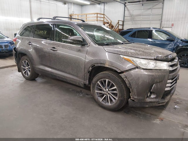 2019 TOYOTA HIGHLANDE XLE