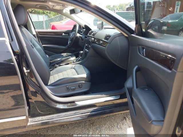 صورة 5 لـ 2014 Volkswagen PASSAT 1.8T SEL PREMIUM