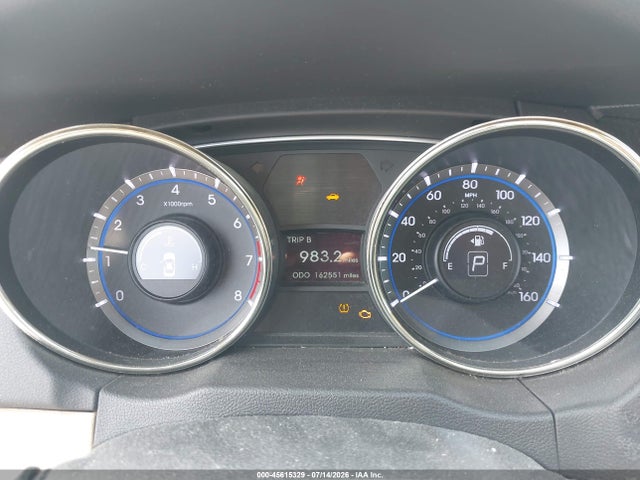 2011 Hyundai SONATA LIMITED 2.0T — фото 7